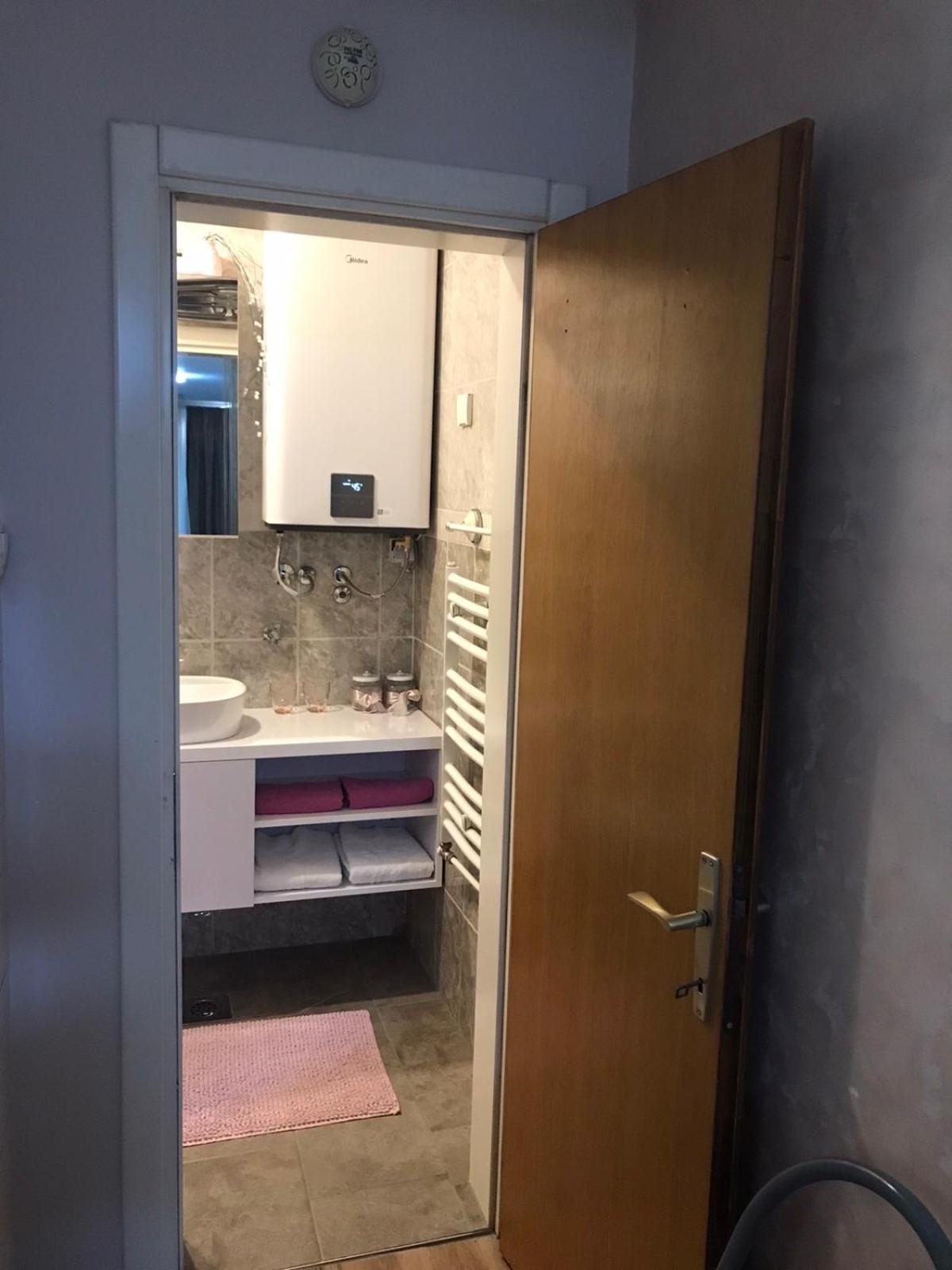 Apartments Dunja ノヴィ・サド エクステリア 写真
